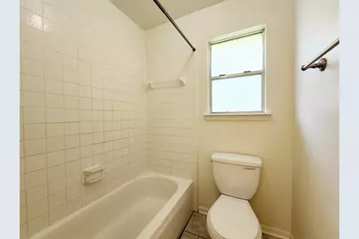 3115 Astor Court, Sugar Land, TX 77498 - Photo 17
