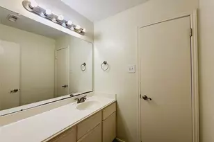 3115 Astor Ct, Sugar Land, TX 77498 - Photo 15