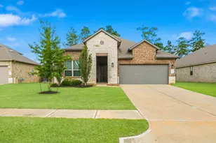 14127 Lake Lodge Dr, Conroe, TX 77384 - Photo 1