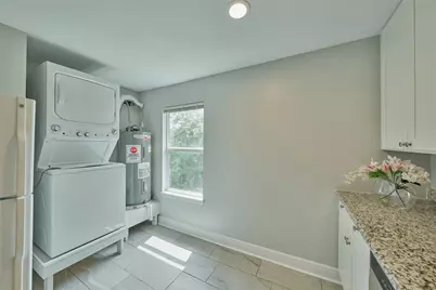 3437 Dennis Street, Houston, TX 77004 - Photo 9
