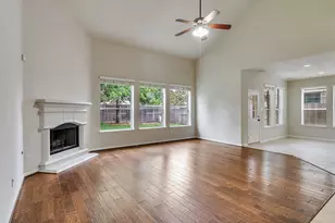 28006 Hollyfare Drive, Katy, TX 77494 - Photo 5