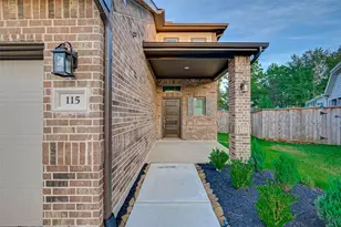 115 Sugar Peak Ct, Montgomery, TX 77316 - Photo 3