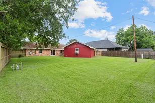 131 Highland Terrace, League City, TX 77573 - Photo 3