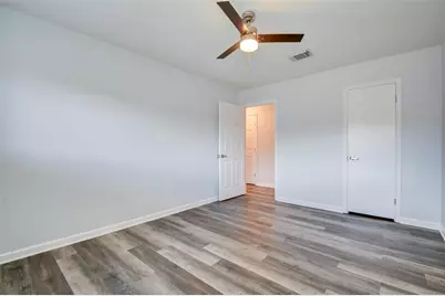 7927 Pella Drive, Houston, TX 77036 - Photo 15