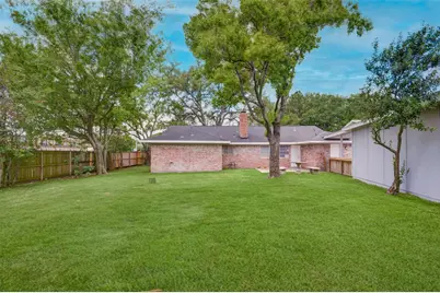 7927 Pella Drive, Houston, TX 77036 - Photo 21