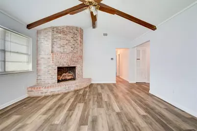 7927 Pella Drive, Houston, TX 77036 - Photo 5