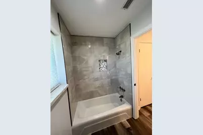 7927 Pella Drive, Houston, TX 77036 - Photo 13