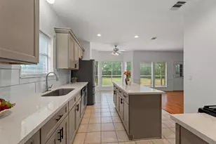 1238 Manchester Cir, Missouri City, TX 77459 - Photo 9