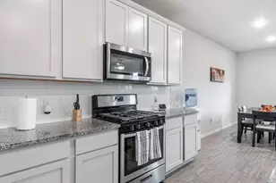 10811 Violet Bloom Dr, Tomball, TX 77375 - Photo 19