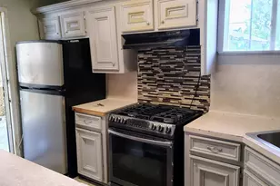 223 Hahlo St, Houston, TX 77020 - Photo 5