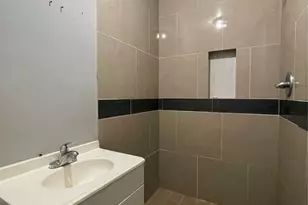 10120 Homestead Rd, Houston, TX 77016 - Photo 5