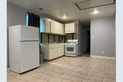 10120 Homestead Road, Houston, TX 77016 - Photo 9