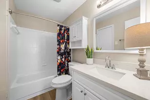 10719 Lakewood Oaks Dr, Sugar Land, TX 77498 - Photo 15