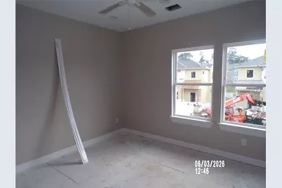 3238A,3238B Creekmont Dr, Houston, TX 77091 - Photo 5