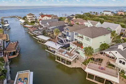 128 Starboard Drive, Dickinson, TX 77539 - Photo 5