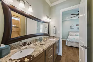 128 Starboard Dr, Dickinson, TX 77539 - Photo 31