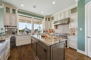 128 Starboard Dr, Dickinson, TX 77539 - Photo 11