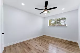 910 Beaver Bend Rd, Houston, TX 77088 - Photo 45