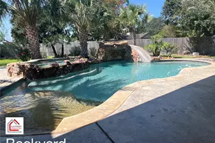 903 Sugarfield Ct, Sugar Land, TX 77498 - Photo 21