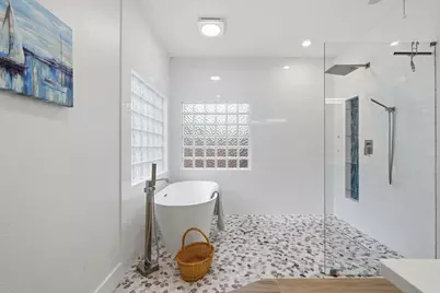 5 Maystar Court, The Woodlands, TX 77380 - Photo 27