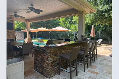 31 Woodglade Way, Tomball, TX 77375 - Photo 11