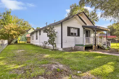 105 Graham Street, Baytown, TX 77520 - Photo 3