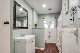 2202 French Pl, Baytown, TX 77520 - Photo 29