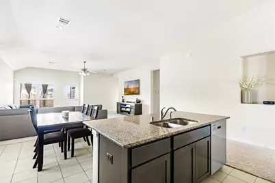 8026 Brooks Crossing Drive, Baytown, TX 77521 - Photo 17