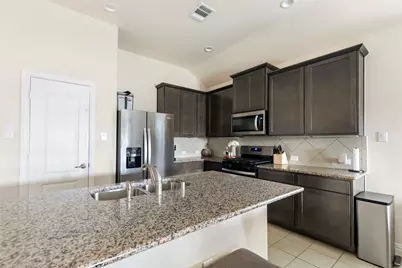 8026 Brooks Crossing Drive, Baytown, TX 77521 - Photo 15