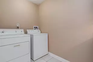 3918 Cedar Hill Ln, Houston, TX 77093 - Photo 11