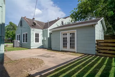 801 Avenue F, El Campo, TX 77437 - Photo 19