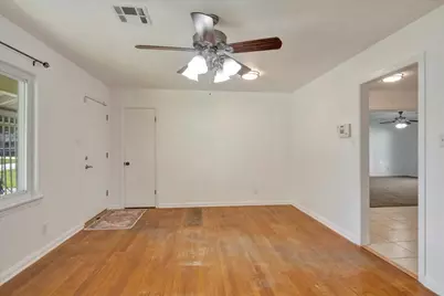 6303 Beldart Street, Houston, TX 77087 - Photo 7