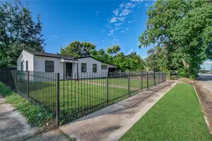 7530 Park Pl Blvd, Houston, TX 77087 - Photo 7