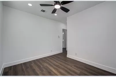 7530 Park Place Boulevard, Houston, TX 77087 - Photo 23