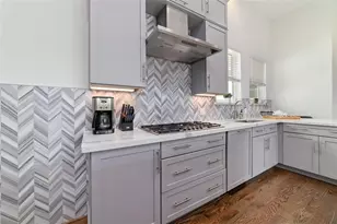 710 Delano St, Houston, TX 77003 - Photo 15