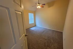 2009 Balsam Lake Ln, Pearland, TX 77584 - Photo 13