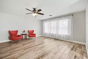 6741 River Ridge Ln, Dickinson, TX 77539 - Photo 13