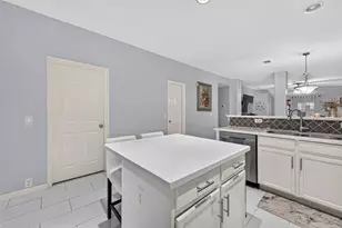 10219 Sulphur Stream Dr, Houston, TX 77095 - Photo 7