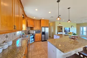 1588 W Bayshore Dr, Palacios, TX 77465 - Photo 17