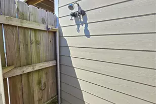 1588 W Bayshore Dr, Palacios, TX 77465 - Photo 49