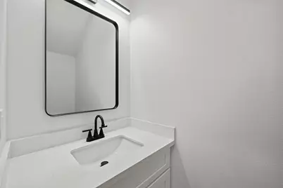 8421 Venus Street #B, Houston, TX 77088 - Photo 5