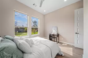306 Chobani Ln, Houston, TX 77091 - Photo 7