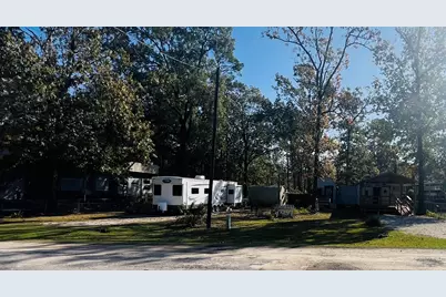 231 Jamaica Avenue, Point Blank, TX 77364 - Photo 11