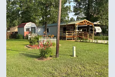 231 Jamaica Avenue, Point Blank, TX 77364 - Photo 1