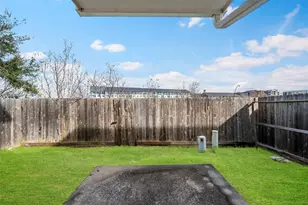 2321 Ann St, Houston, TX 77003 - Photo 9