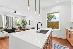 8903 Knl Br Dr, Houston, TX 77080 - Photo 9