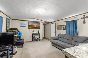 440 Petersburg Dr, Livingston, TX 77351 - Photo 9