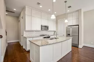 11005 Acorn Falls Dr, Houston, TX 77043 - Photo 11