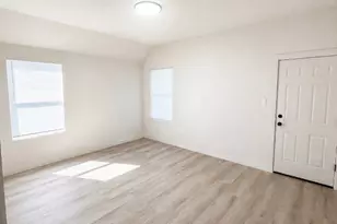 7145 Avenue K, Houston, TX 77011 - Photo 9