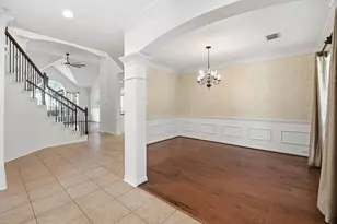 51 N Scribewood Cir, The Woodlands, TX 77382 - Photo 9